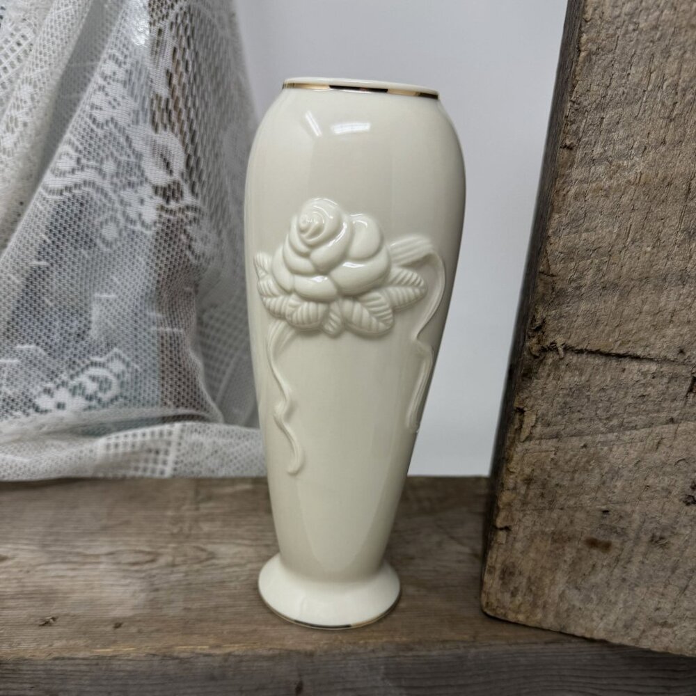 Lenox Ivory Rose Vase With Gold Trim Elegant 7.5" tall